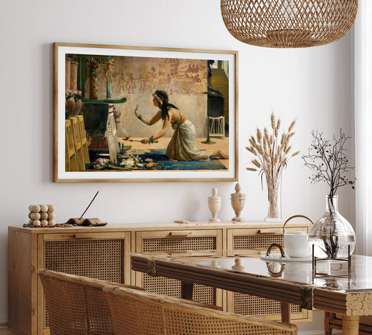 Un panier avec diverses fleurs sauvages