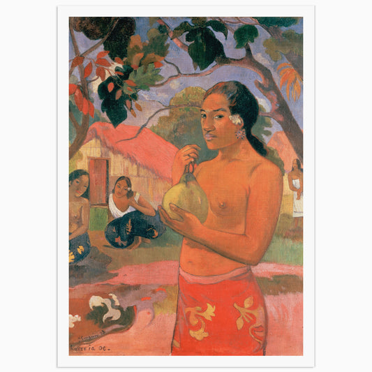 Woman holding a fruit